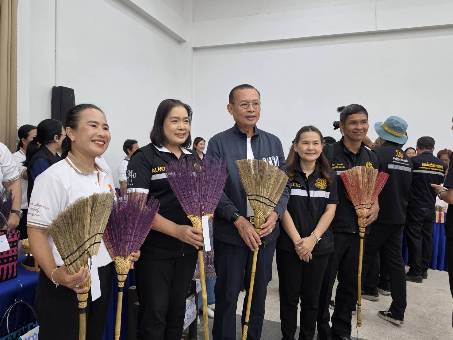 title - ผู้ตรวจราชการกรม ส.ป.ก. ร่วมติดตามรัฐมนตรีช่วยว่าการกระทรวงเกษตรและสหกรณ์ (นางสาวปิยะรัฐชย์ ติยะไพรัช) ลงพื้นที่ตรวจราชการจังหวัดกำแพงเพชร